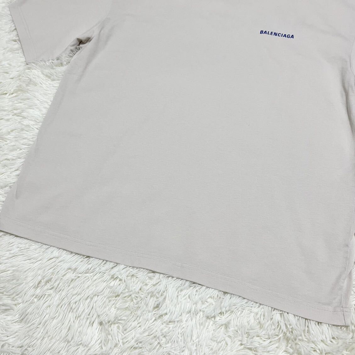 極美品 バレンシアガ 【圧巻のデザイン】 BALENCIAGA 半袖 tシャツ カットソー トップス バックロゴ メンズ ベージュ サイズXL_画像3