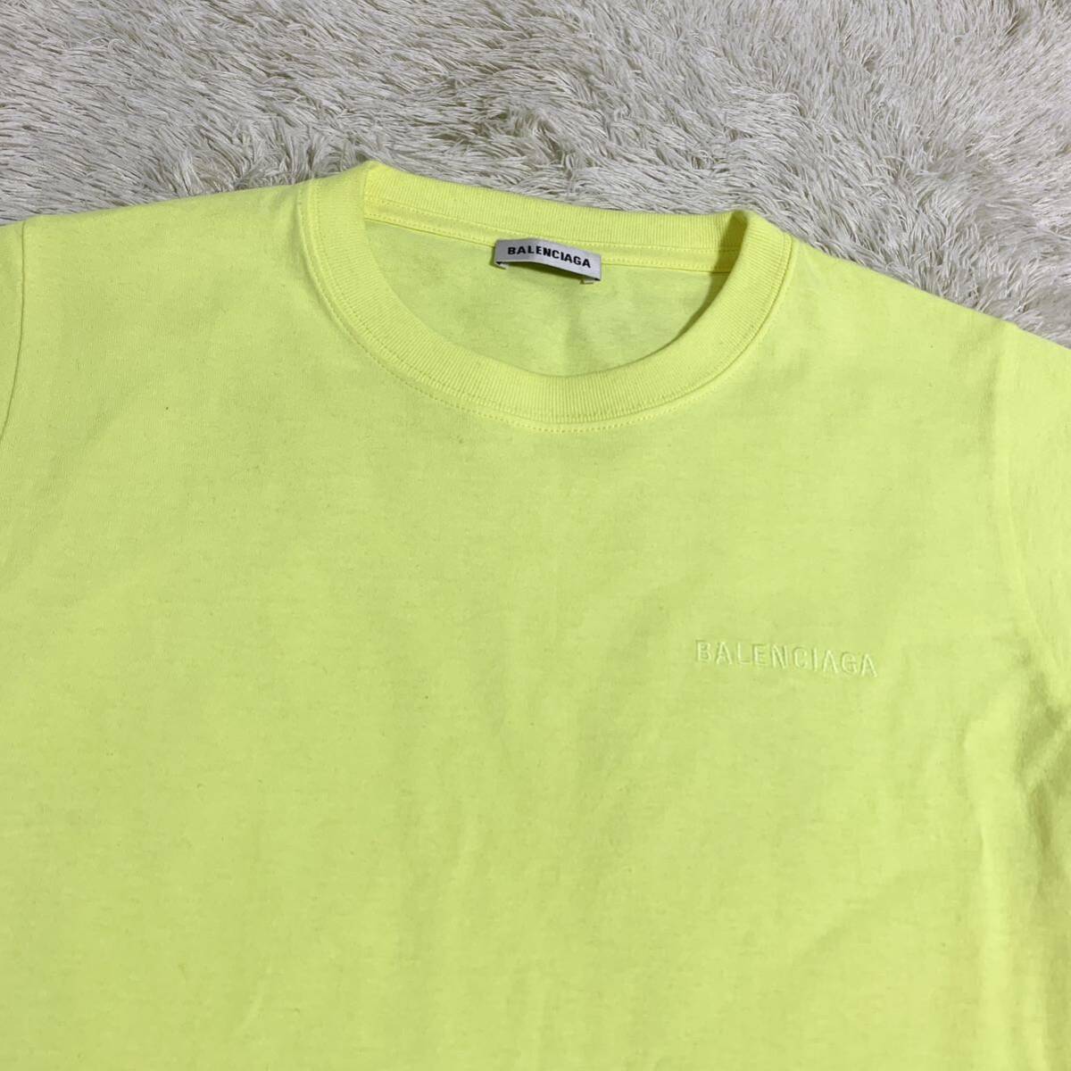 極美品 バレンシアガ 【圧巻のデザイン】 BALENCIAGA tシャツ 半袖 カットソー トップス バックロゴ 刺繍 レディース イエロー サイズM_画像3