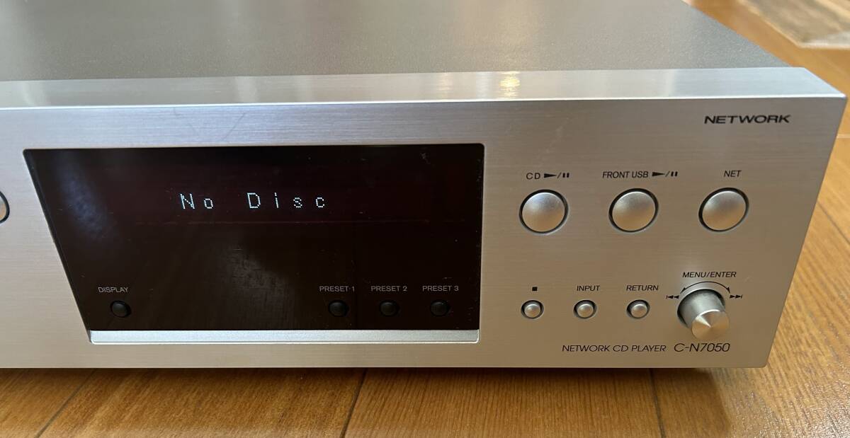 【送料込】ONKYO C-N7050 CDプレーヤー シルバー_画像3