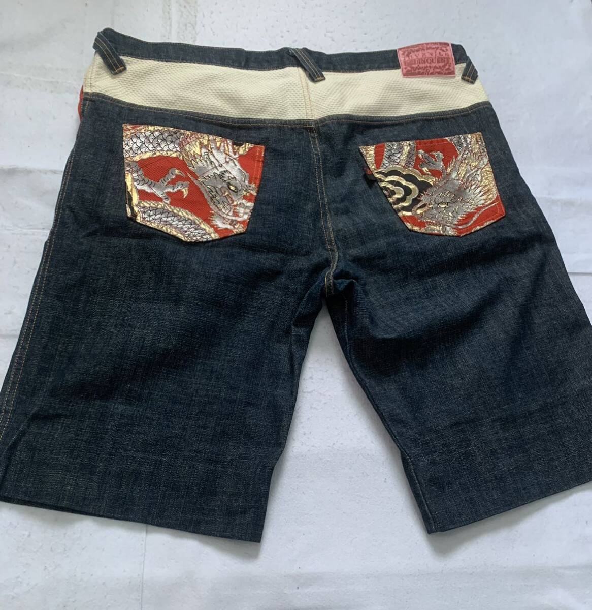 JUVENILE DELINQUENT half Denim jeans embroidery red Dragon peace pattern made in Japan W42