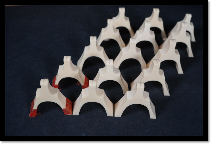  кото стойка слоновая кость способ . музыкальные инструменты восточная скульптура маленький . умение традиционные японские музыкальные инструменты струнные инструменты традиция музыкальные инструменты . кото .. кото ящик для инструментов есть времена предмет shamisen 