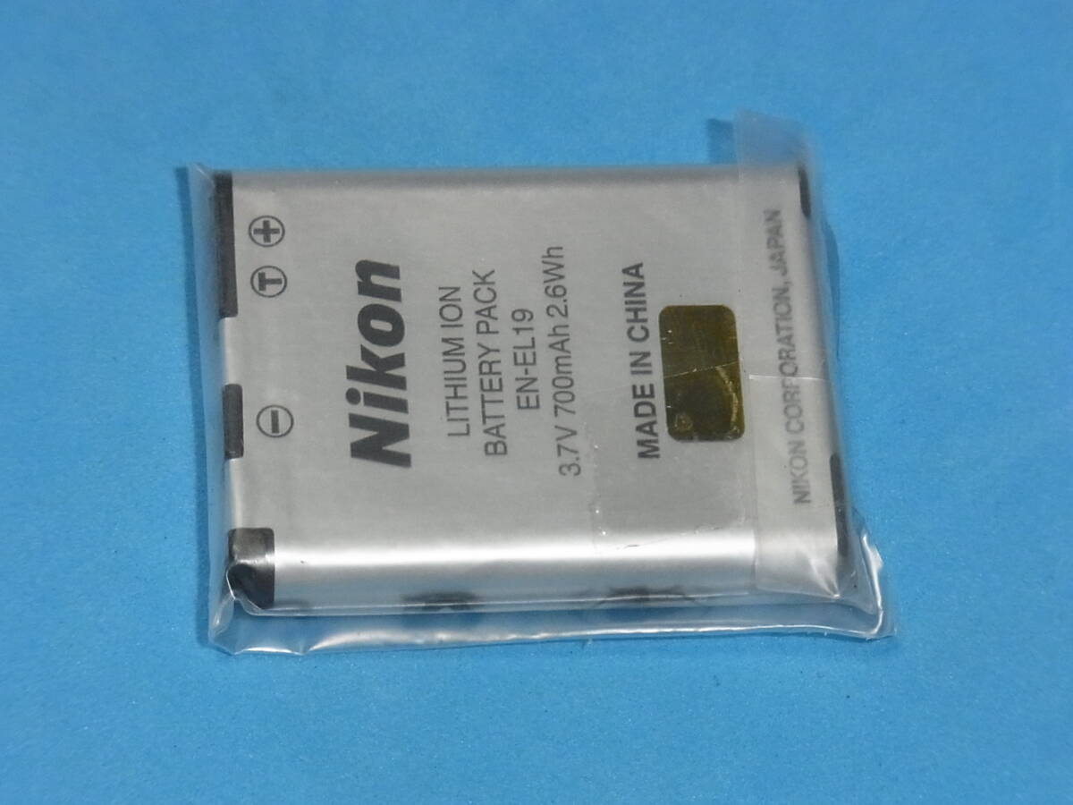 NIKON не использовался товар оригинальный аккумулятор EN-EL19 1 шт в кейсе управление 740