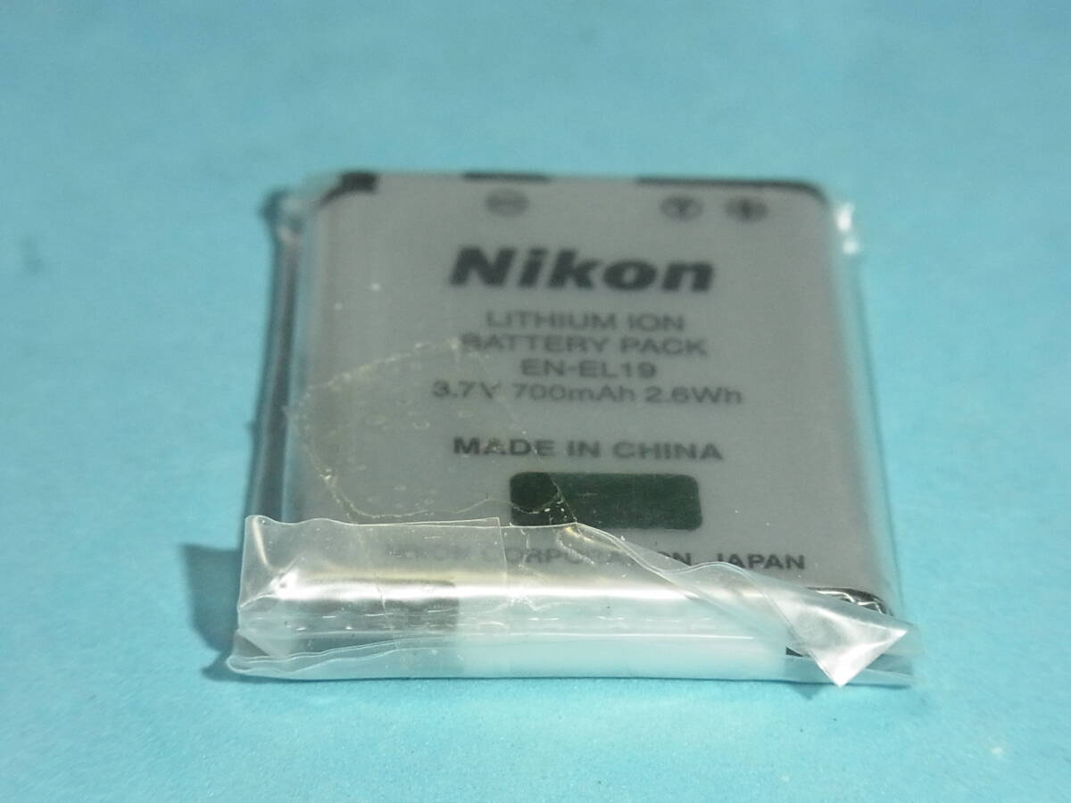 NIKON не использовался товар оригинальный аккумулятор EN-EL19 1 шт в кейсе управление 761
