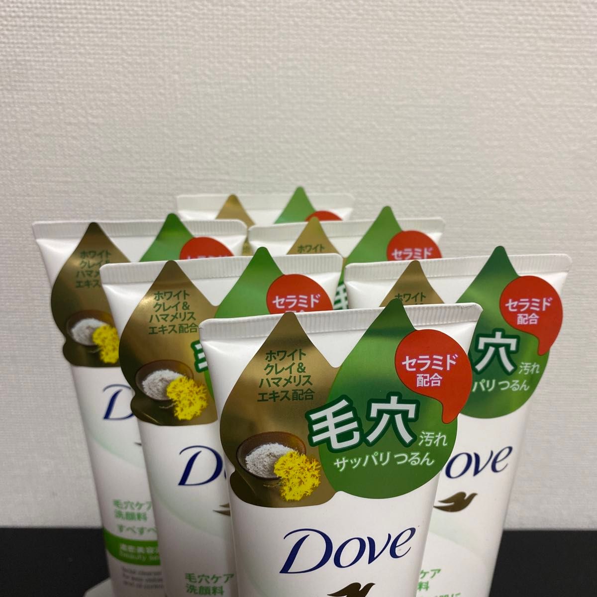 dove ダヴ　洗顔フォーム　洗顔料　石鹸　保湿ケア　スキンケア　化粧品　毛穴対策　毛穴ケア　