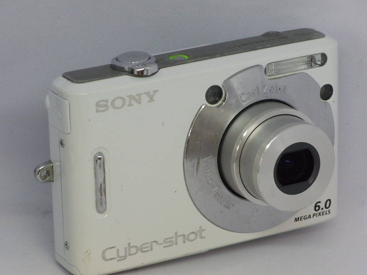 ◆◆ ソニー Sony コンパクトデジタルカメラ CyberShot ＤＳＣーＷ３０ ◆◆_画像3