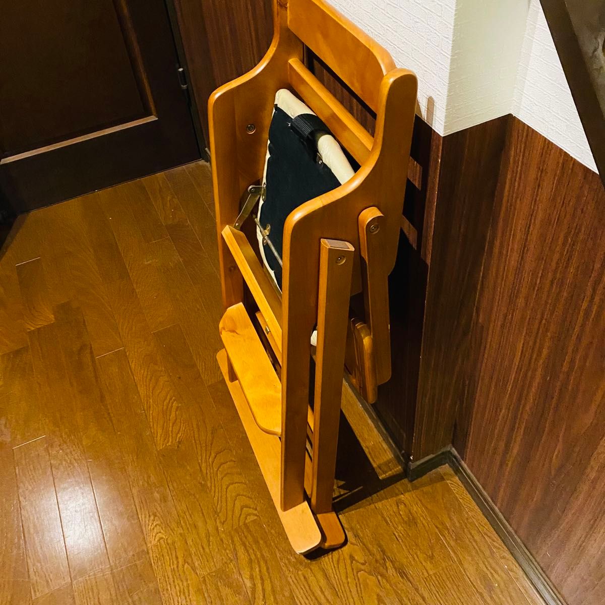【美品】木製 ベビーチェア ハイチェア 折りたたみ椅子 テーブル付き