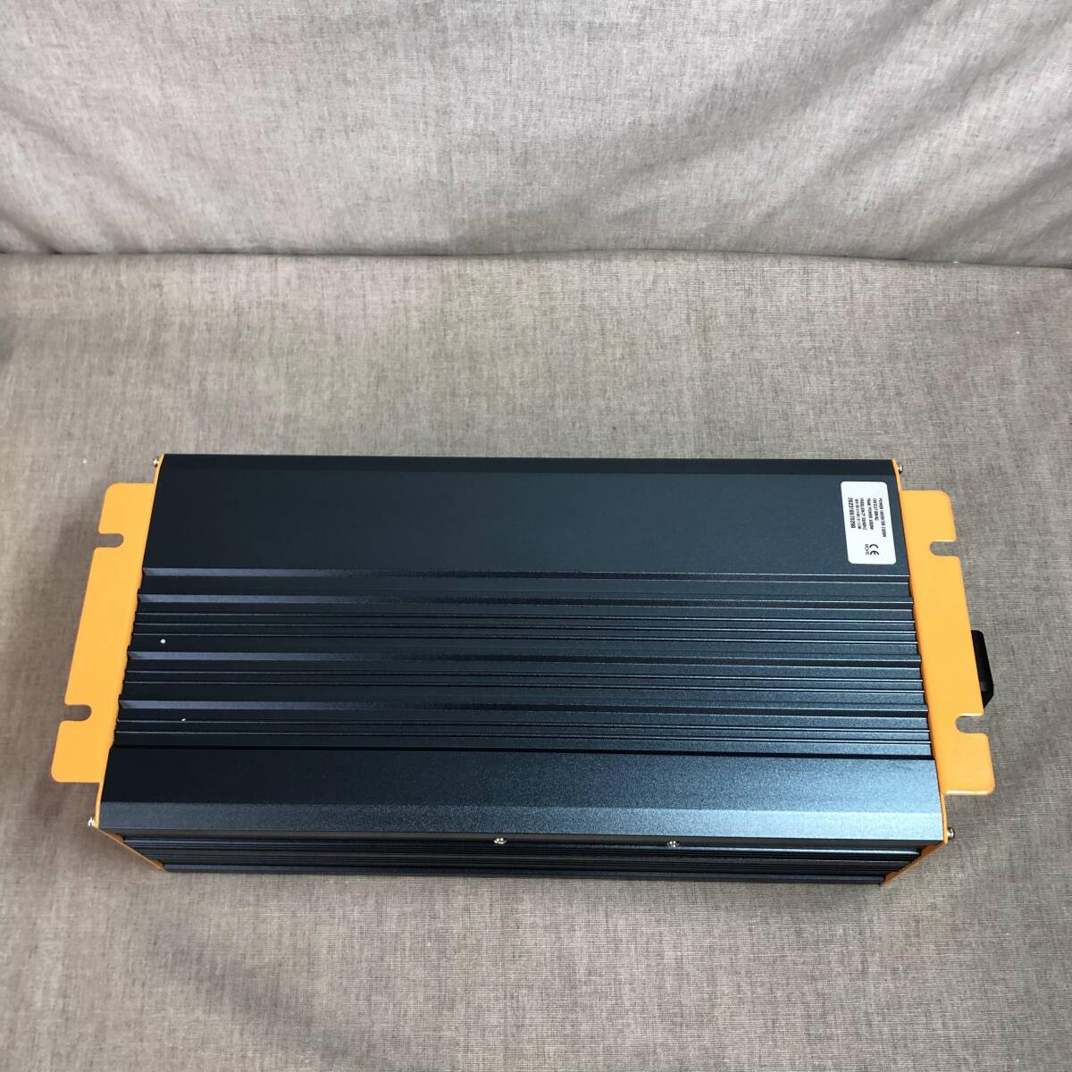 現状品 MWXNE インバーター 正弦波 24v 100v 2000w 最大4000W 50/60Hz切替_画像9