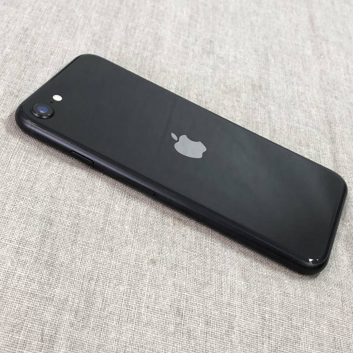 iPhone SE（第2世代）MHHC3LL/A 64GB SIMフリー_画像8