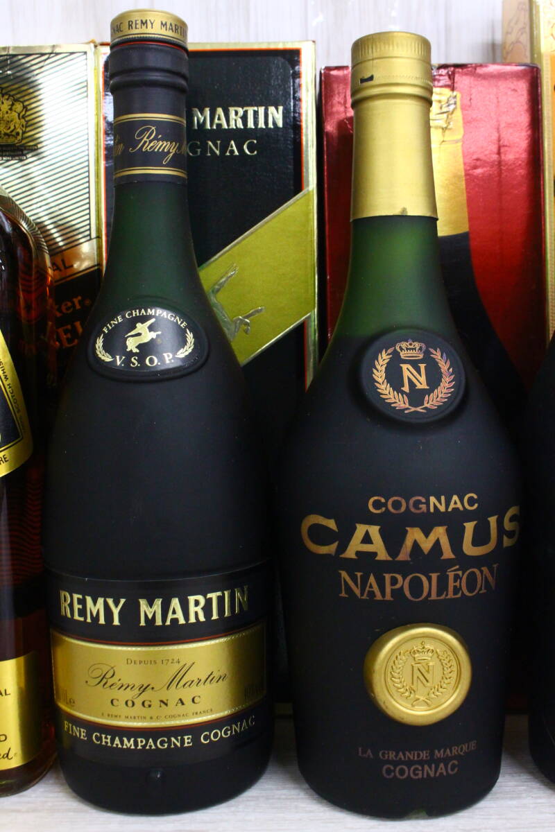[ line .] not yet . plug / old sake 18ps.@ summarize CAMUS Napoleon ceramics bottle Remy Martin whisky brandy champagne foreign alcohol AC000AKU03
