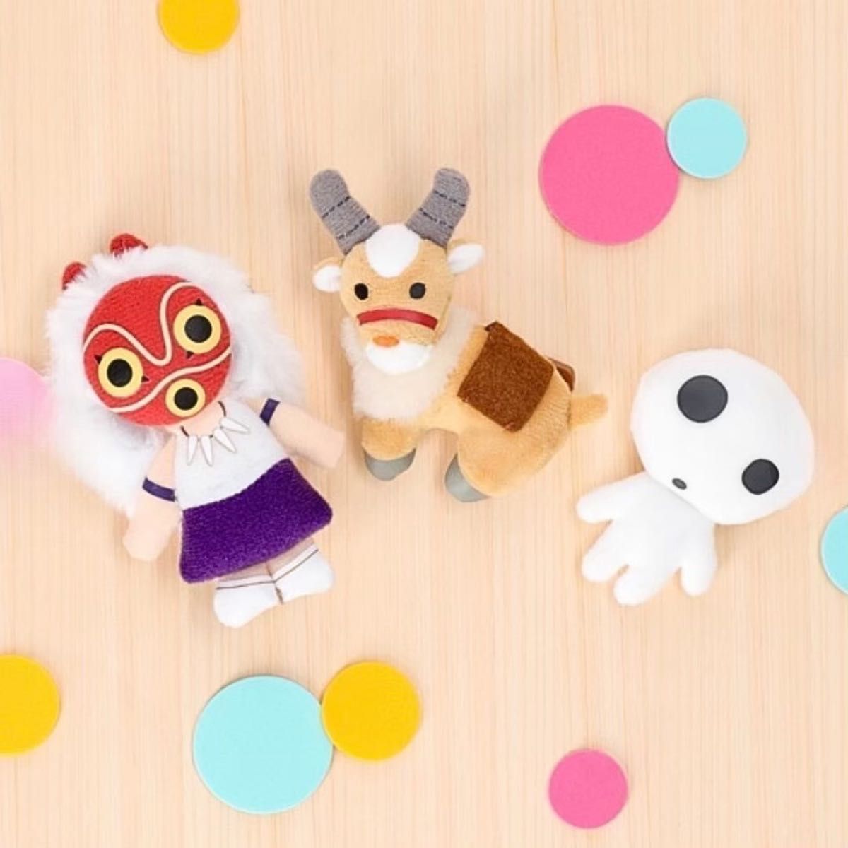 新品未開封 ジブリ もののけ姫 ぬいぐるみバッジ サン お面 廃盤 新品未開封 ジブリ もののけ姫 ぬいぐるみバッジ サン お面 廃盤