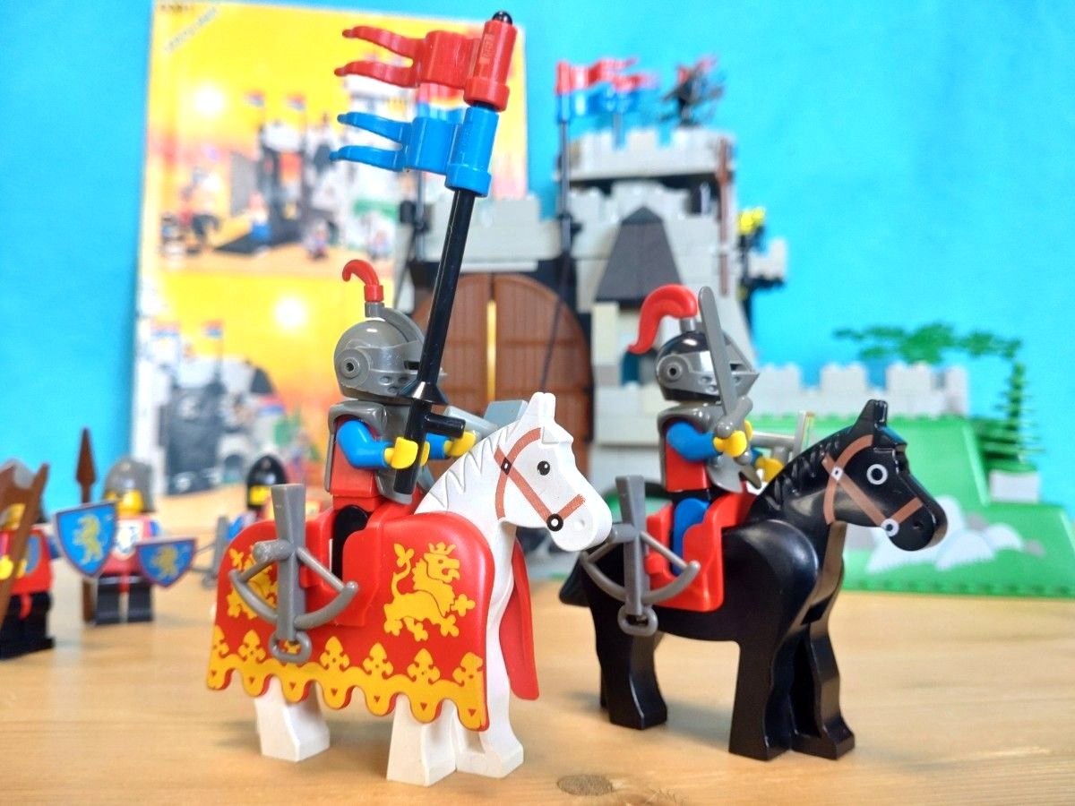 LEGO　レゴ　6081　ゆうれい城　お城シリーズ　お姫様　騎士　鎧　兜　装甲馬　お化け　ライオンナイト　クルセイダーズ　オールド