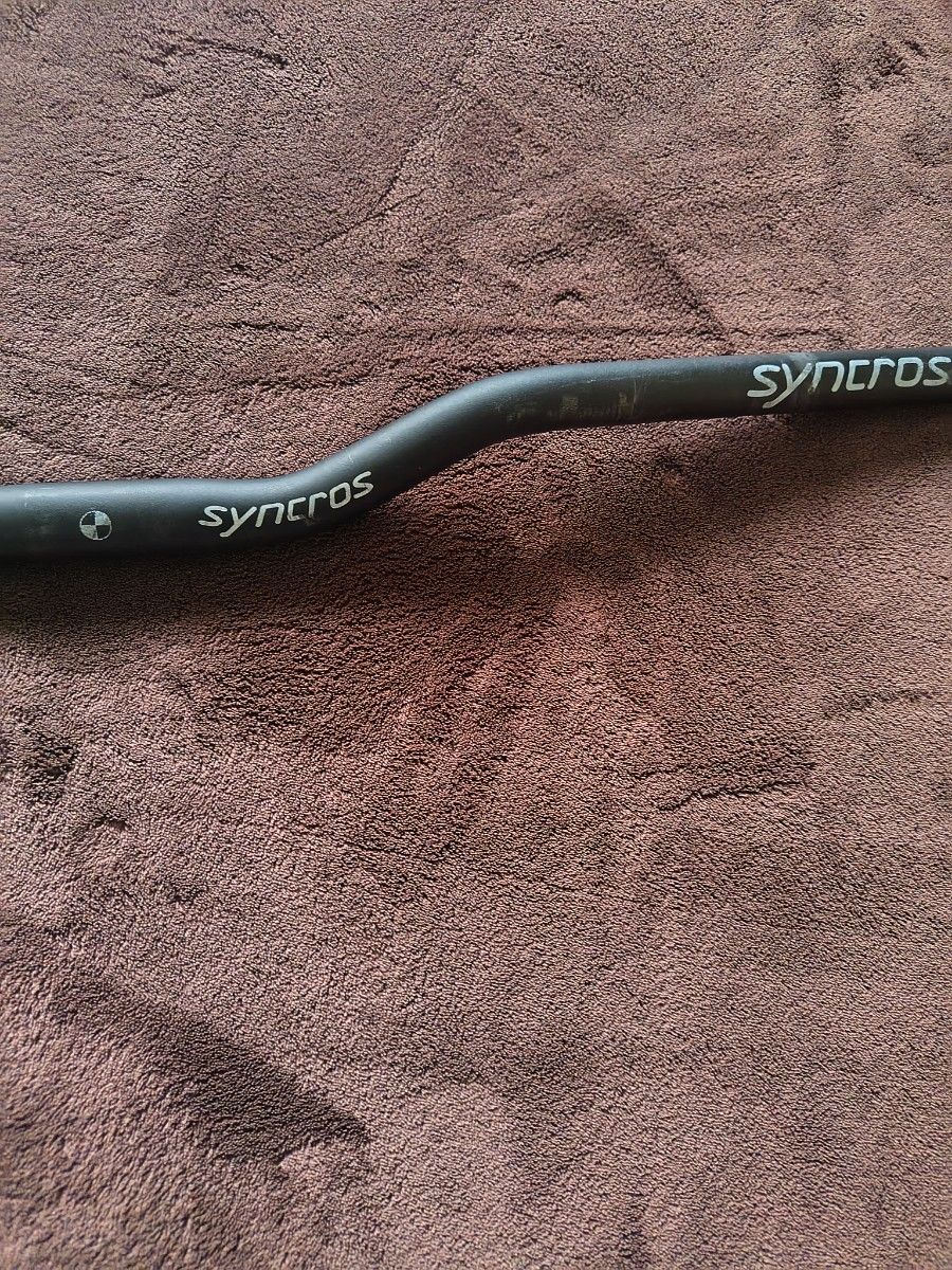シンクロス syncros ライザーバー 25.4 × 690mm