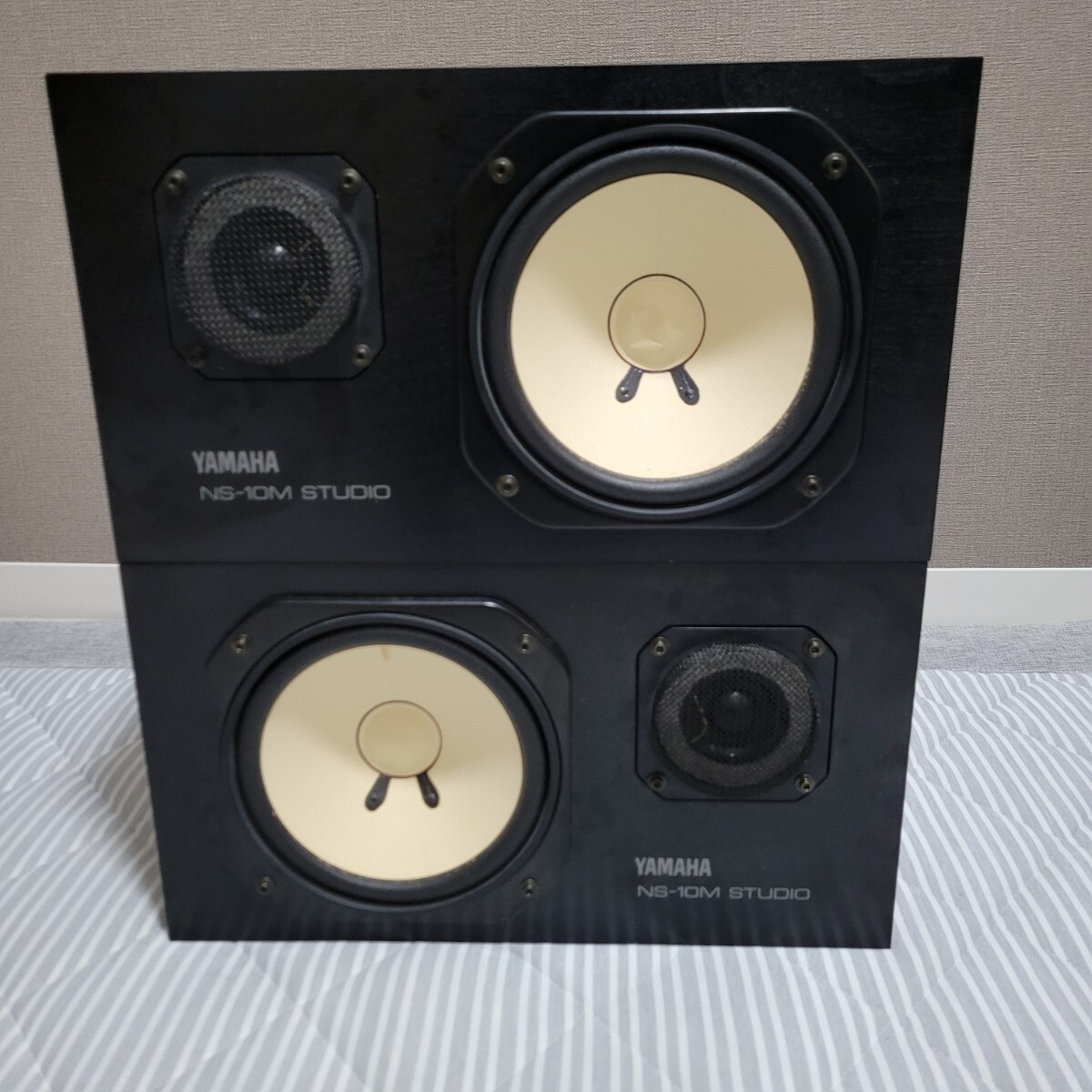 即決　YAMAHA　NS-10M STUDIO スピーカー　シリアル同番L/R ペア_画像1