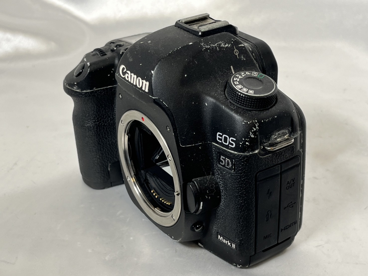 10000-17-SK18-Canon キヤノン- EOS 5D MKII MK2-デジタル一眼レフカメラ 通電動作確認済み 動作良好の画像3