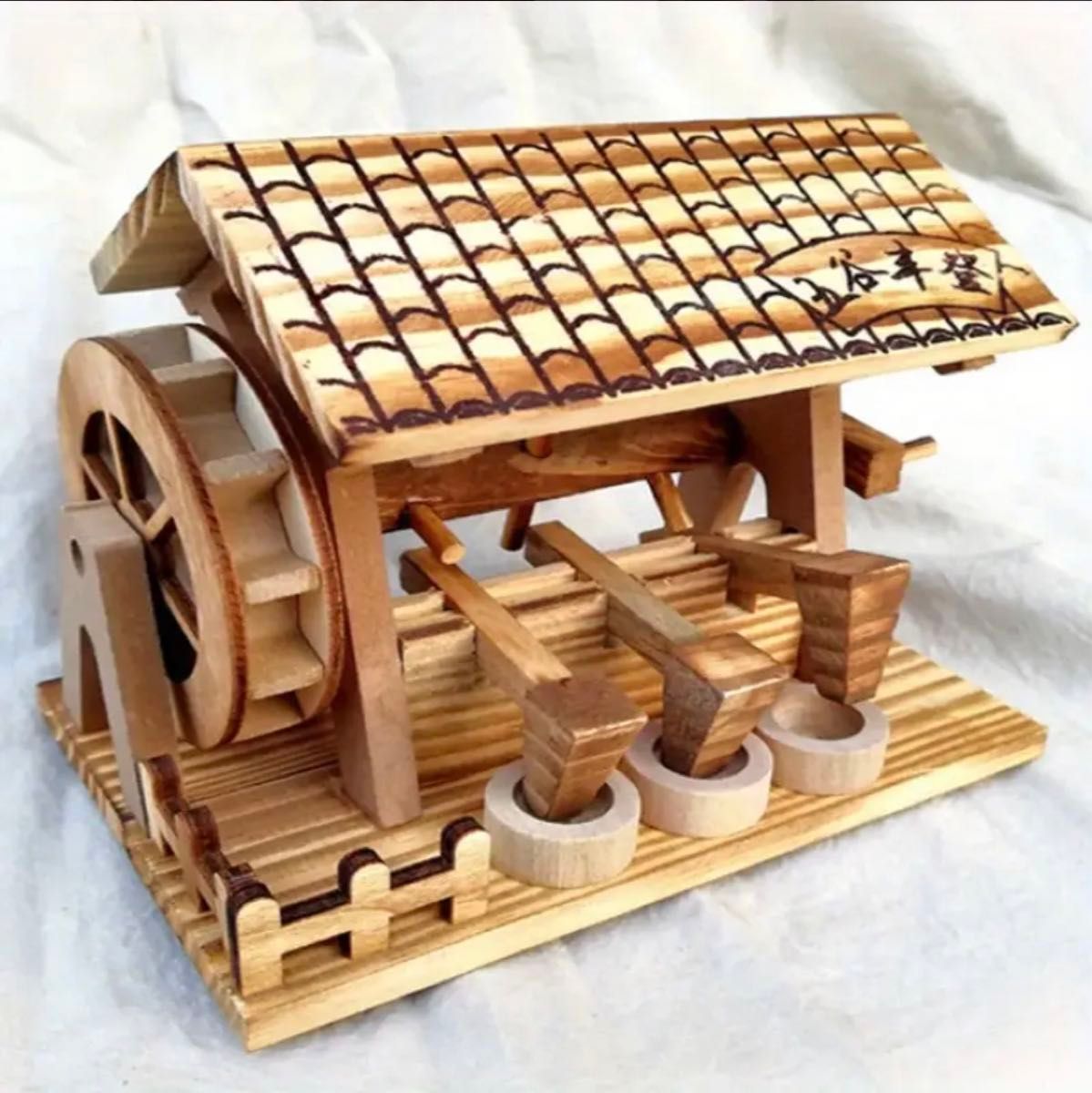 【新品】古代の木製水車模型