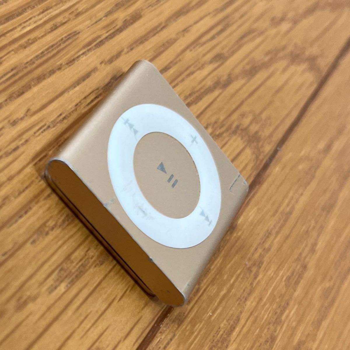 apple iPod shuffle 2GB