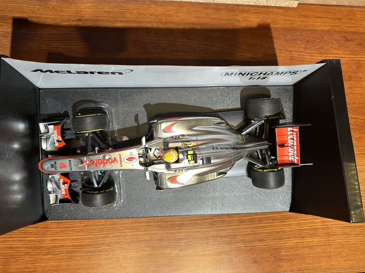 Minichamps 1/18 ミニチャンプス 1/18 VODAFONE MCLAREN MERCEDES MP4-27 L. HAMILTON 2012の画像6