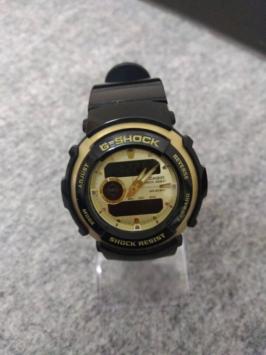 【F786】【稼働品・電池交換済み】 CASIO カシオ G-SHOCK 3750 20BAR G-300G ブラック×ゴールド Gショック 腕時計の画像2