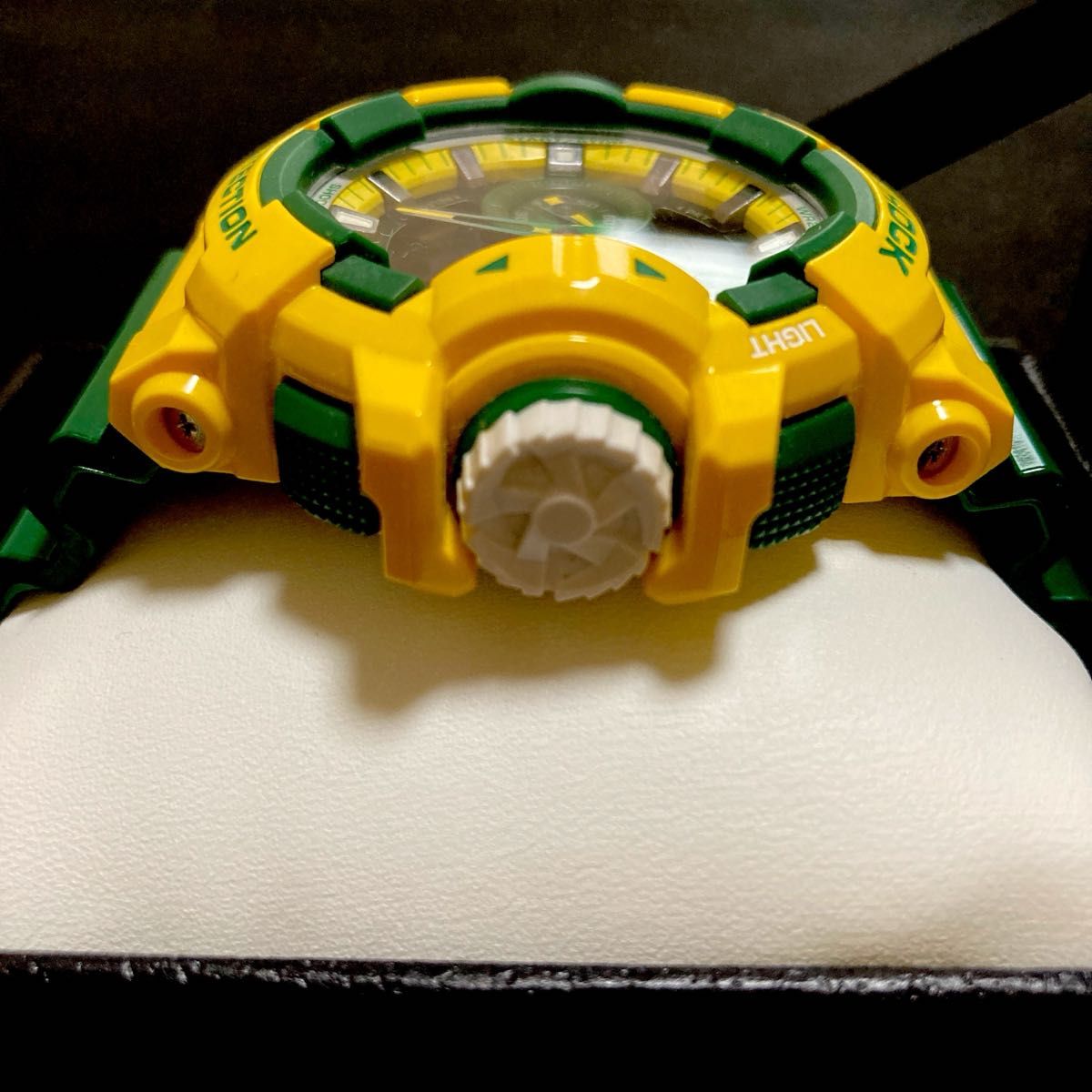 開封・使用品】 CASIO G-SHOCK GA-400CS-9AJF クレイジー 開封・使用品】 CASIO G-SHOCK GA-400CS-9AJF クレイジー