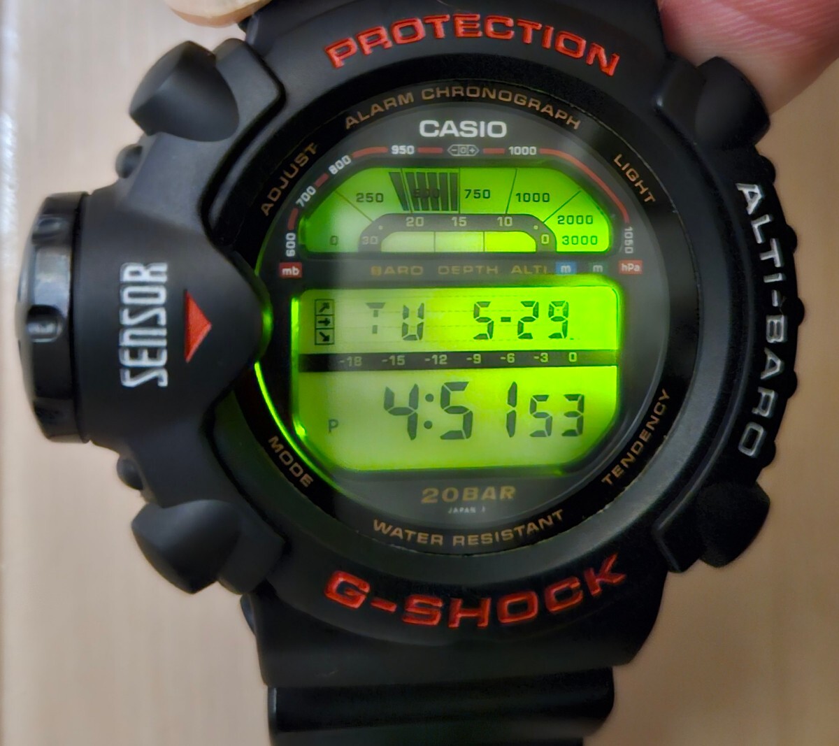 極美品 90s CASIO G-SHOCK DW-6500J-1A 初代スカイフォース 極美品 90s CASIO G-SHOCK DW-6500J-1A 初代スカイフォース