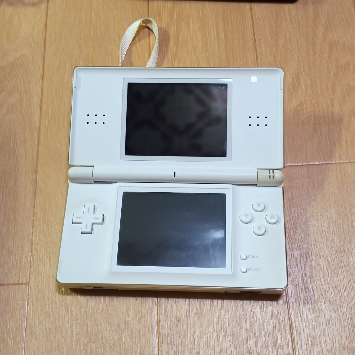 ☆1円スタート☆ 動作OK Nintendo DS lite DSi 本体セット 任天堂 充電器付き_画像4