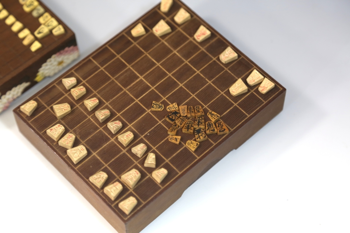 6206円 アンティーク 一位材 双六 将棋 ボードゲーム 25 - 将棋 6206円 アンティーク 一位材 双六 将棋 ボードゲーム 25 - 将棋