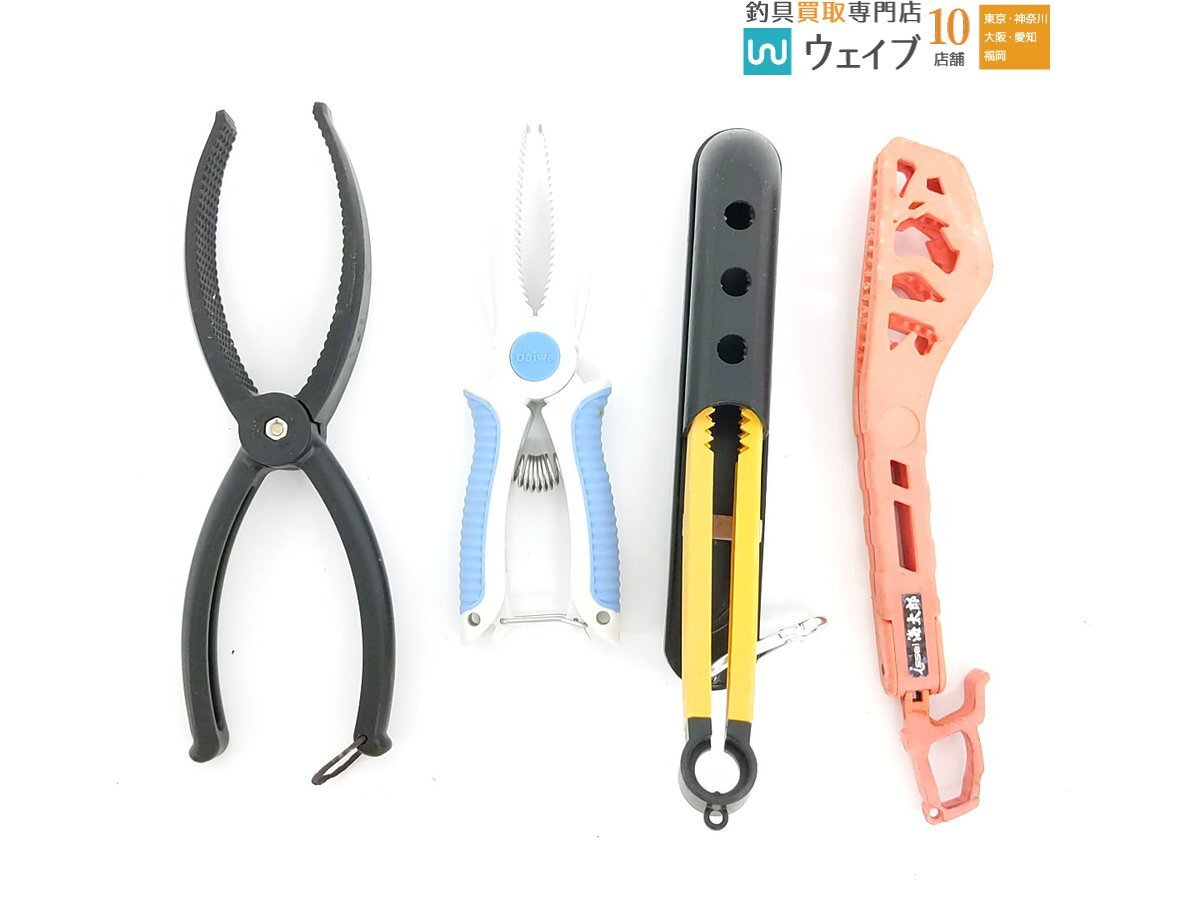  Daiwa fish holder etc. total 29 point plier scissors fish grip set 