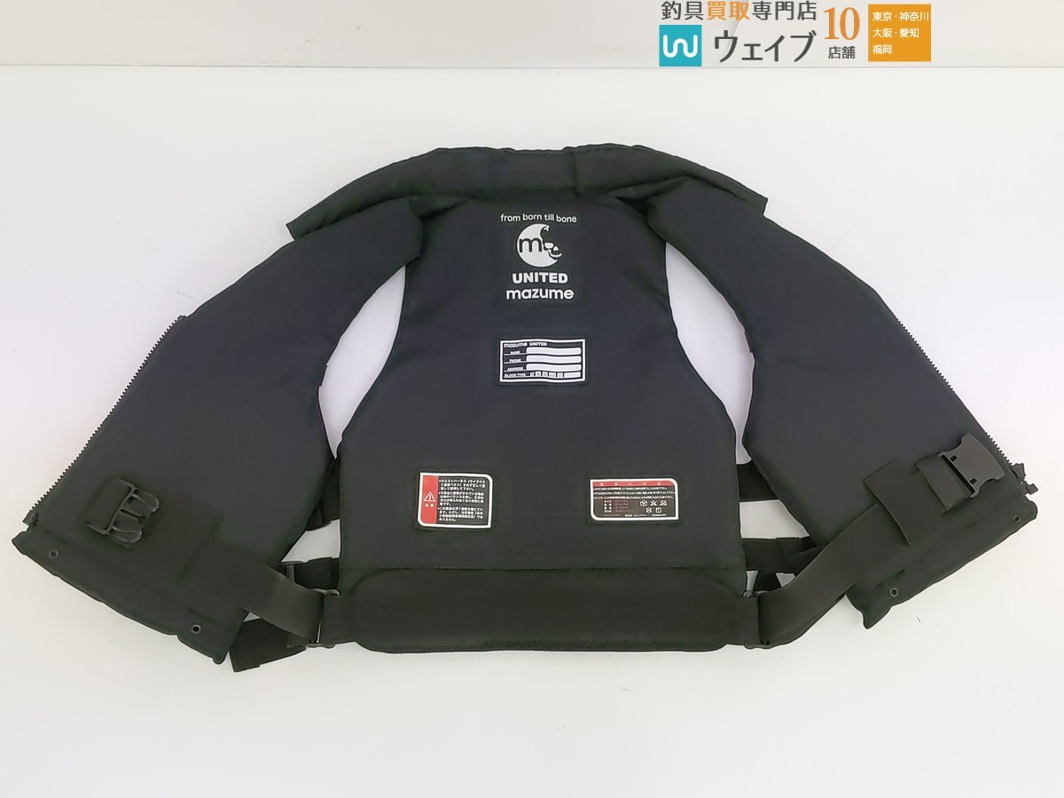 マズメ コアライフジャケット ブラック MZXLJ-060 美品_120S491670 (3).JPG