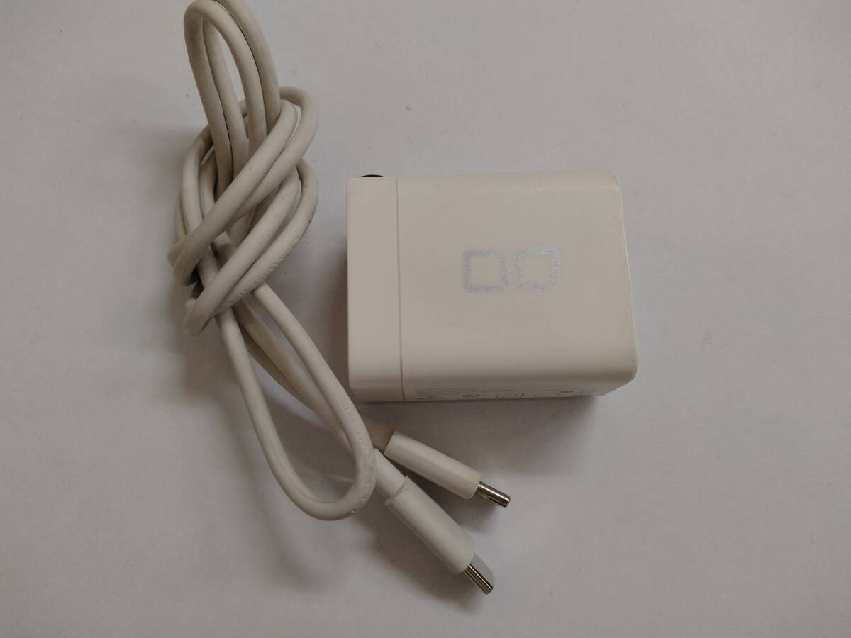 ■CIO　ノートPC・タブレット対応　(CIO-G65W1C)　充電器 社外 Type-C to C　ケーブル付き　C　_画像1