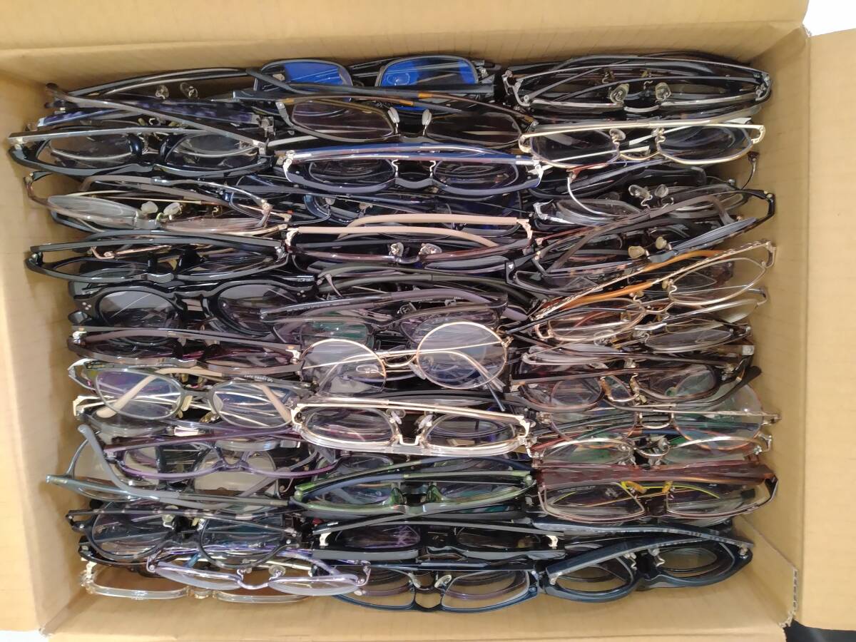 ■メガネ 眼鏡 大量 メーカー ブランド 色々 おまとめ 200本以上　　C_画像1