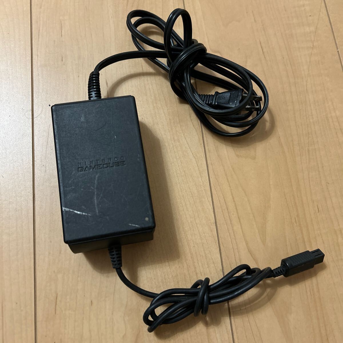 【中古】NINTENDO ゲームキューブ GAMECUBE DOL-001 コントローラー _画像8