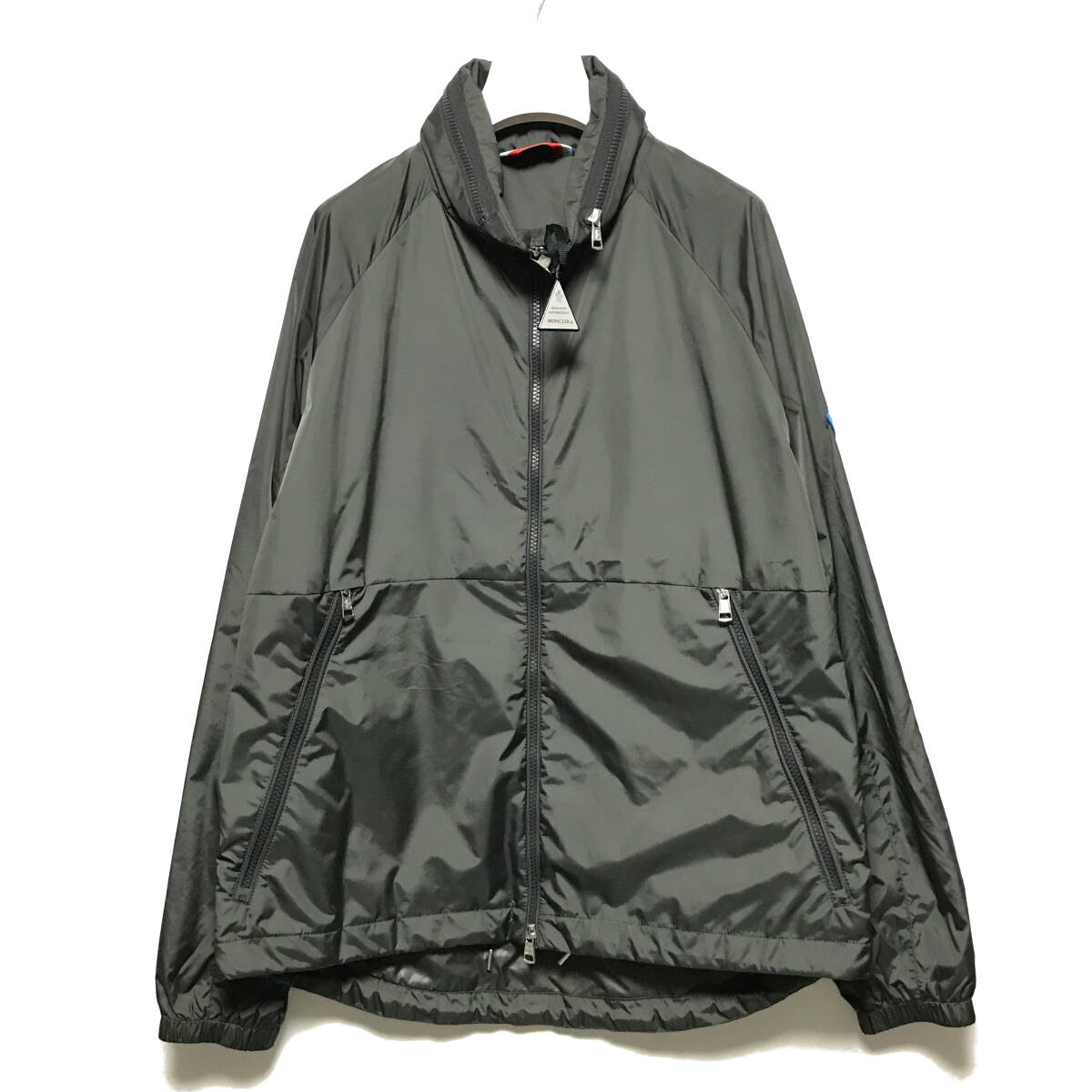 MONCLER GENIUS 1952 OCTA カーキ サイズ 2　定価118000円　モンクレール　ジーニアス ナイロンジャケット　ブルゾン　新品　オクタ_画像3