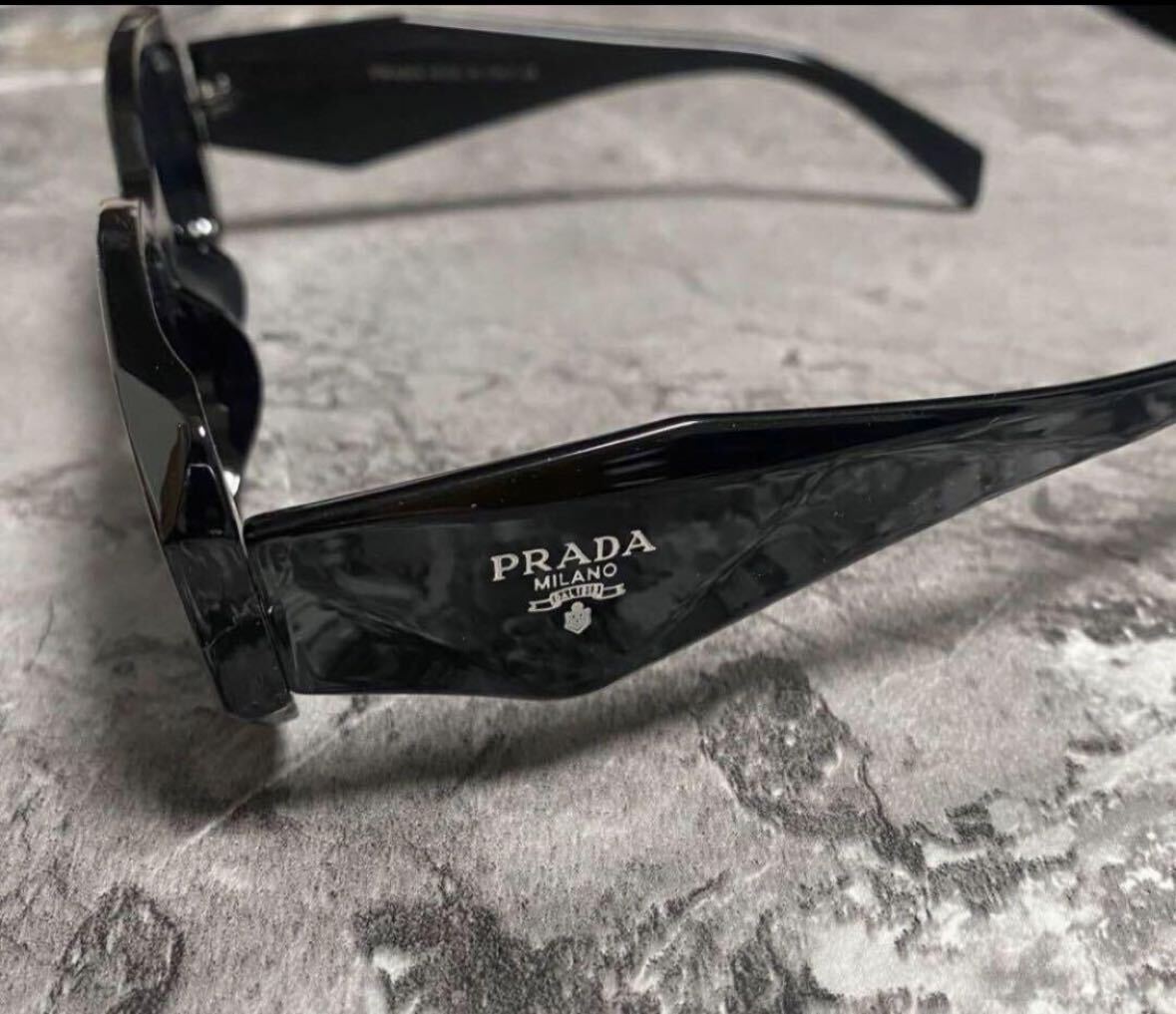 PRADA プラダ　スクエアサングラス_画像4