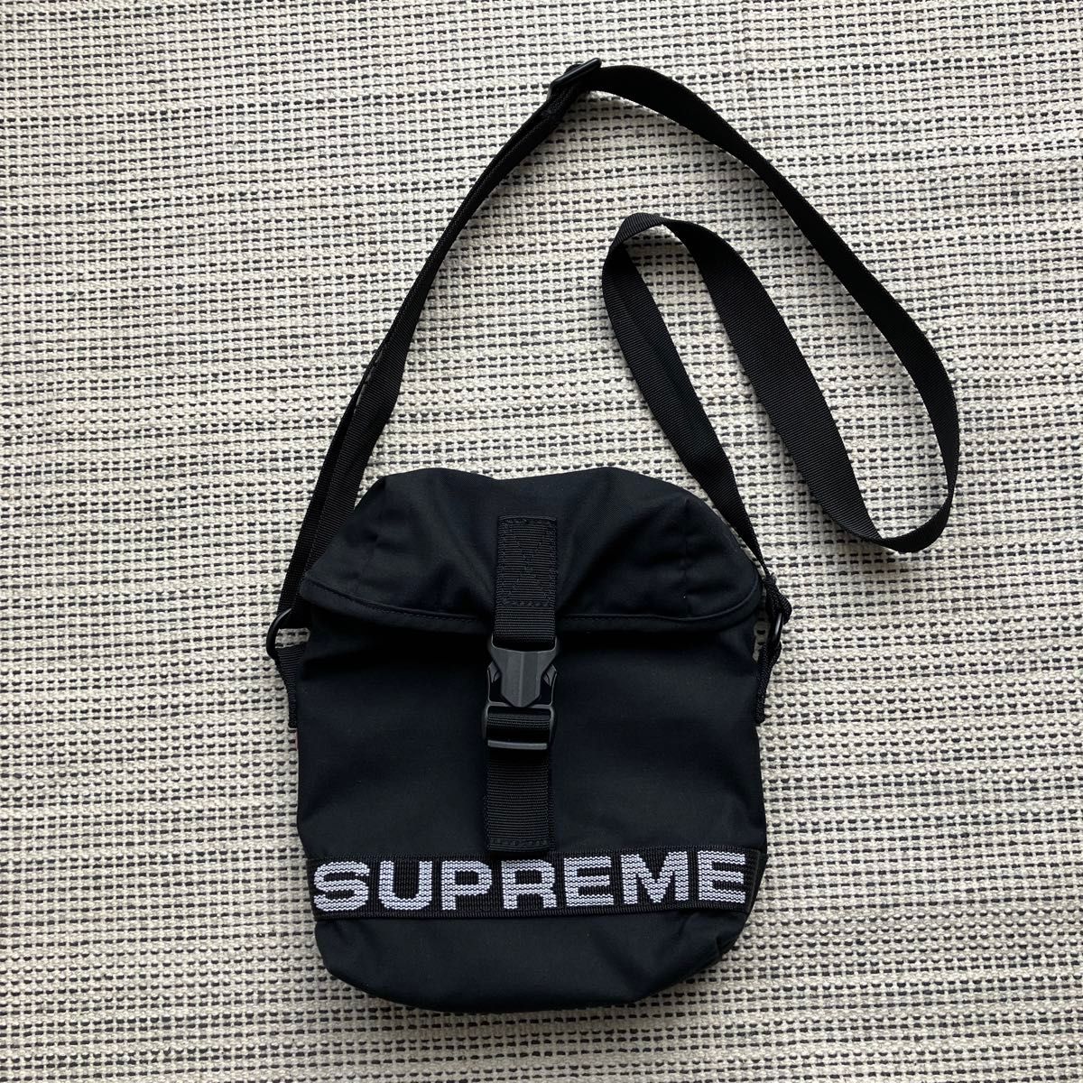 supreme ショルダーバッグ　ブラック