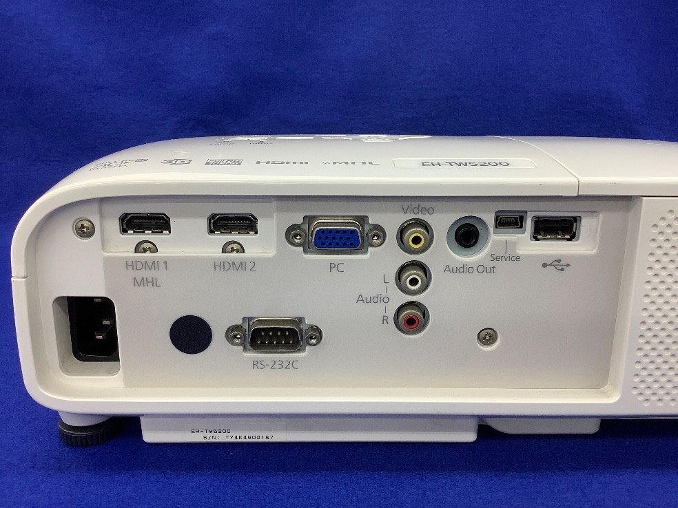 EPSON LCDプロジェクター/ホワイト/リモコン付 EH-TW5200 通電・点灯確認済 中古品 ACB_画像3