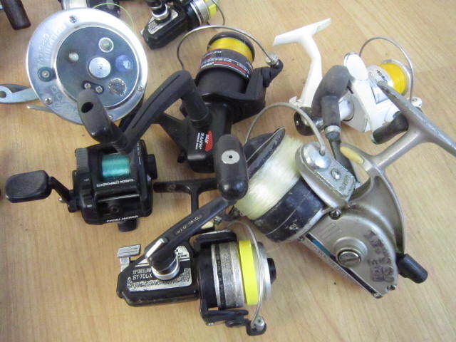 Daiwa Shimano OLYMPICなど 電動リール スピニングリール いろいろ19点まとめ ジャンク_画像4