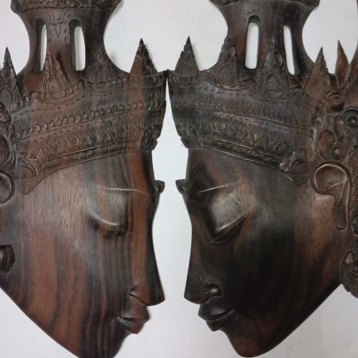 未使用　木製インドの土産品 古美術 置物 お土産縦29センチ×横12×奥行3センチ程