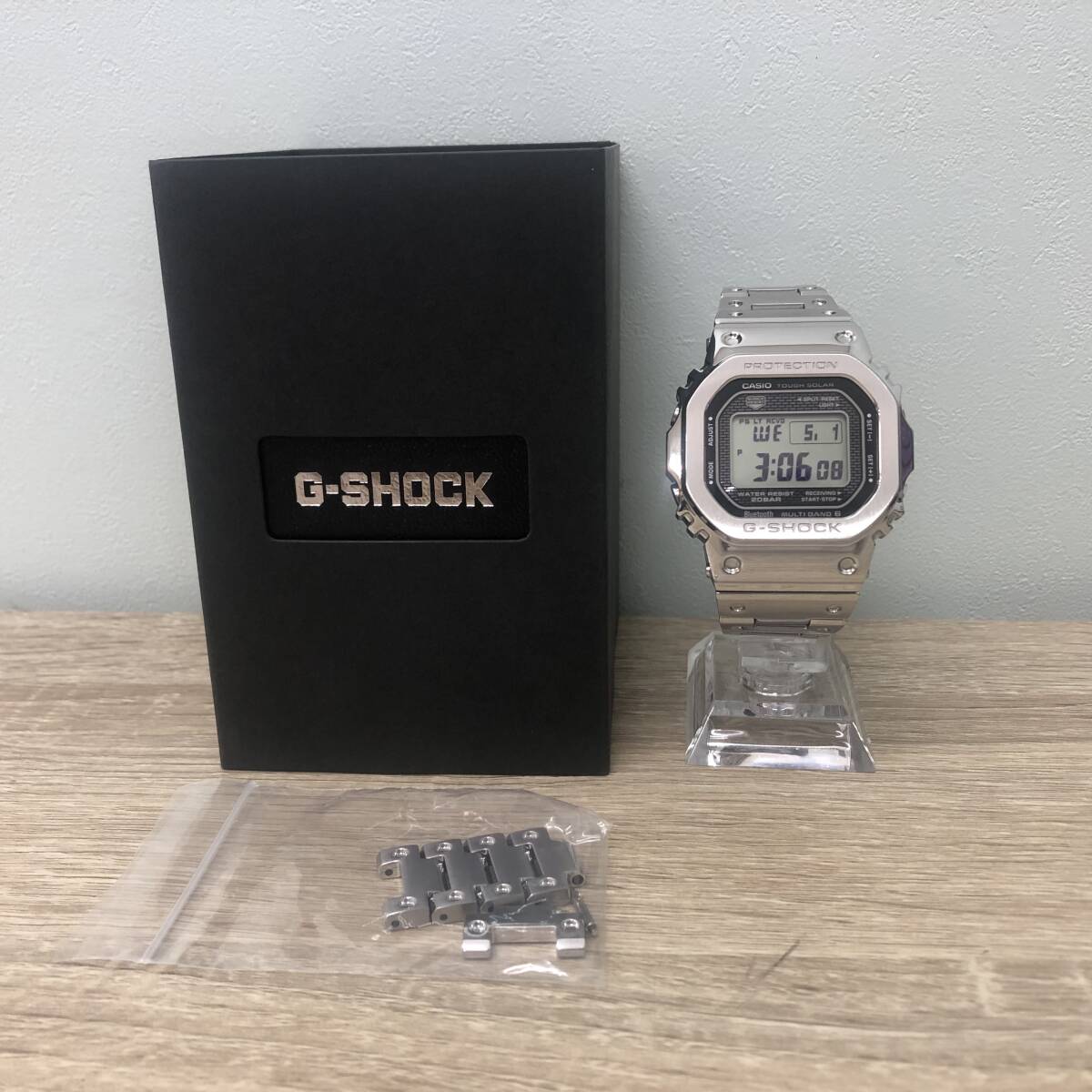 【10000円スタート】超美品 CASIO カシオ G-SHOCK PROTECTION 腕時計 GMＷーB5000 電波ソーラー デジタル文字盤 Bluetooth搭載 20BAR _画像1