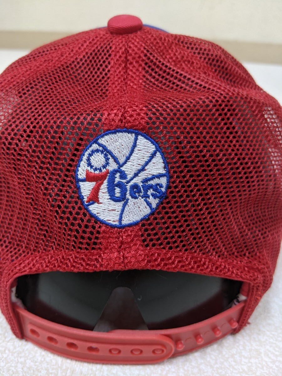 20.Reebok Reebok 76ers Sixers NBA сетчатая кепка зажим задний заменяемый тип синий красный белый x203