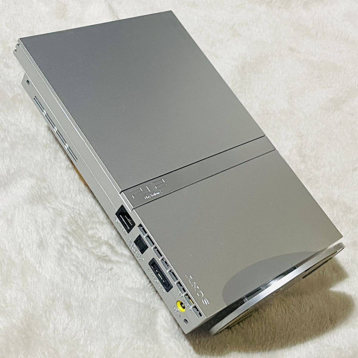  【動作確認済】美品 SONY PlayStation2 薄型SCPH-75000 サテンシルバー プレステ2コントローラー ケーブルセット 非売品ソフト2本 まとめの画像4
