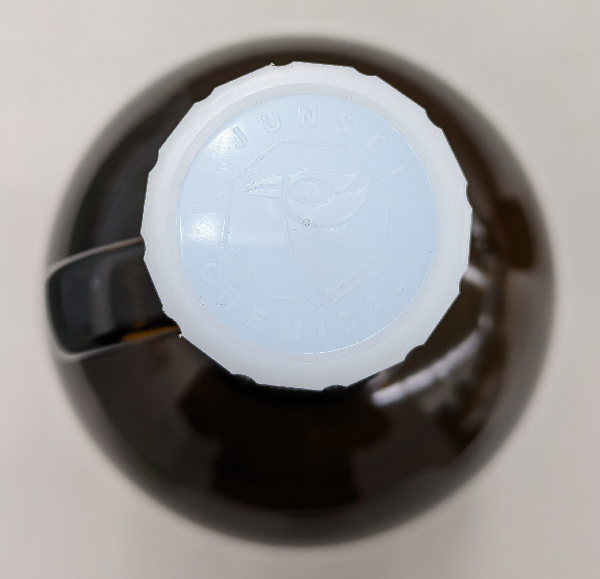 BIN1 ガロン瓶 茶色 褐色 花びん ガラス瓶 遮光瓶 3L 洗浄済 科学 レトロ 送料無料！_画像3
