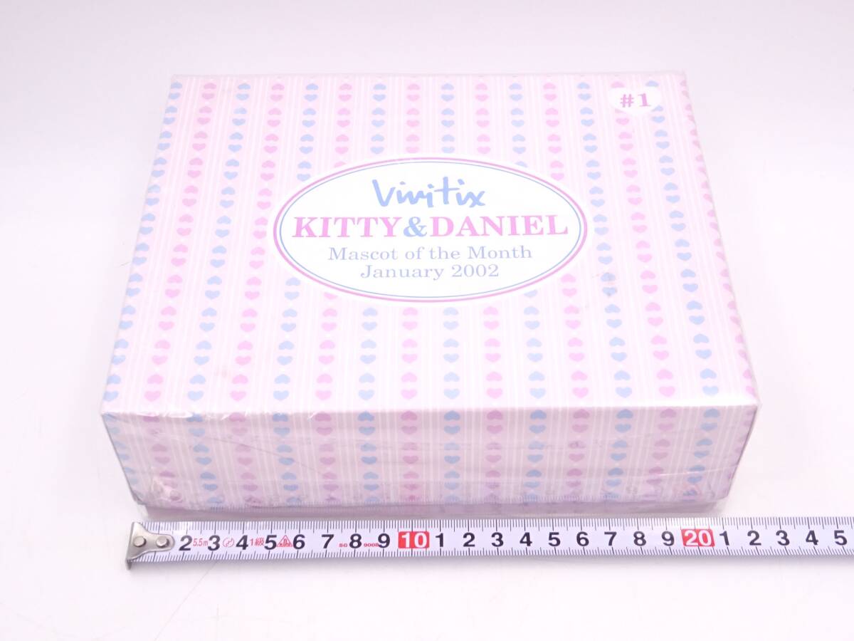 642[ unused unopened ] Hello Kitty Daniel limitation Vivitix 2002 Mascot of month 1 month box soft toy mascot Sanrio is .-...