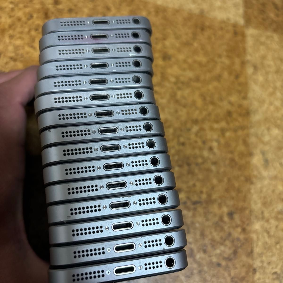 ジャンク品 iPhone 20台 部品取り 分解研究用|Yahoo!フリマ(旧 ジャンク品 iPhone 20台 部品取り 分解研究用|Yahoo!フリマ(旧