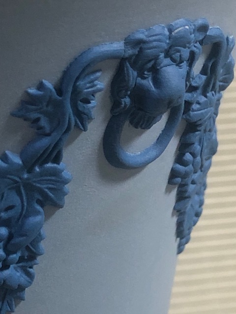 ◎ウェッジウッド 3色ジャスパー 綺麗な花瓶　 「4女神」 4ライオン頭飾り◎y8f12_画像2