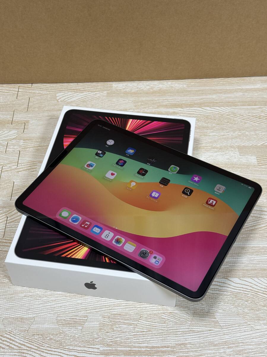 iPad Pro 11インチ（第3世代）Wi-Fiモデル 512GB Space Gray , Magic Keyboard（JIS）セットでお譲りします。の画像3