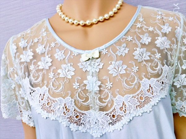 TJ1-42A*// as good as new!XL size! deco rute. beautiful can charm .. feeling lustre lace* light blue * Night wear * most low price . postage .. packet if 210 jpy 