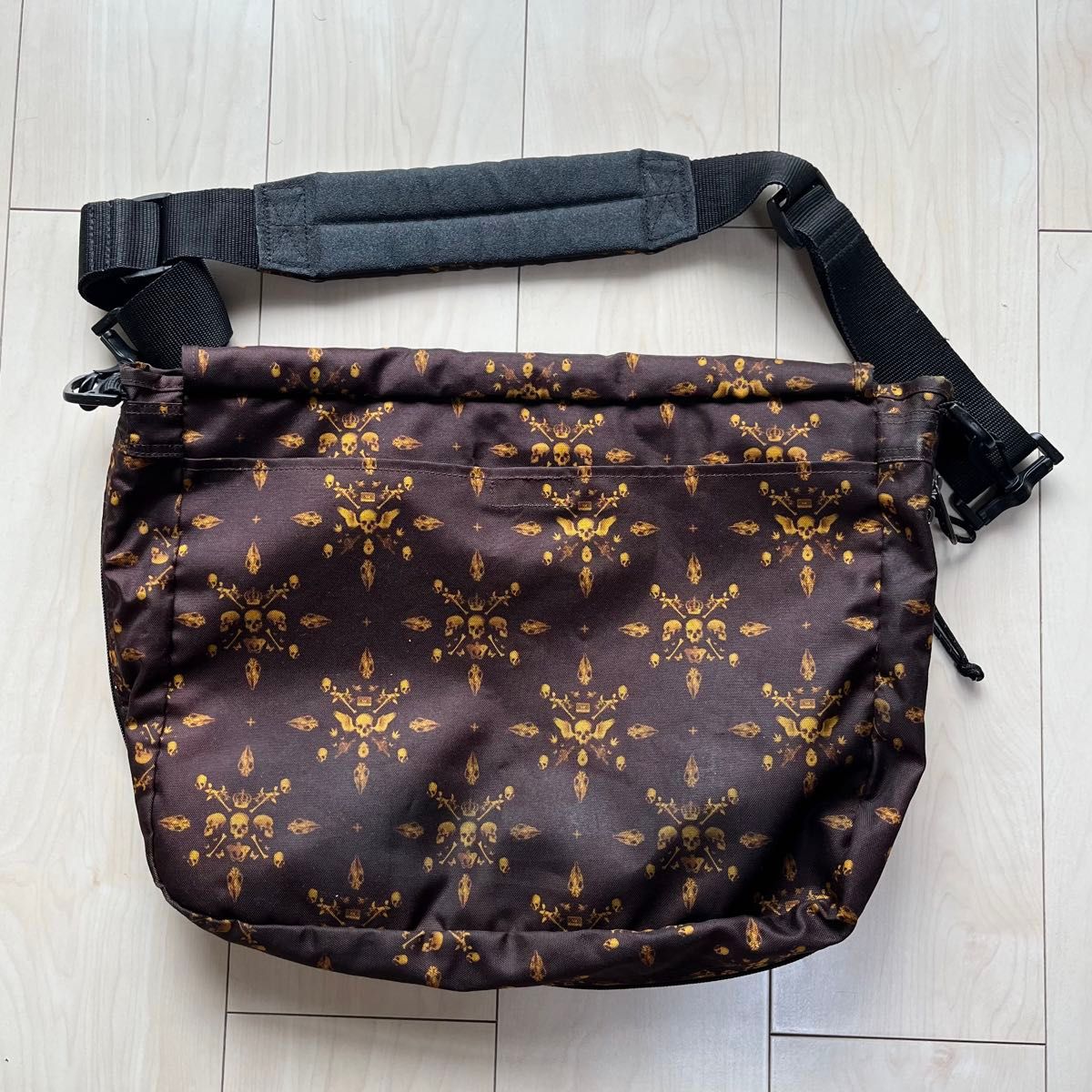 EASTPAK イーストパック Y2K スカル柄 ショルダーバッグ EASTPAK イーストパック Y2K スカル柄 ショルダーバッグ