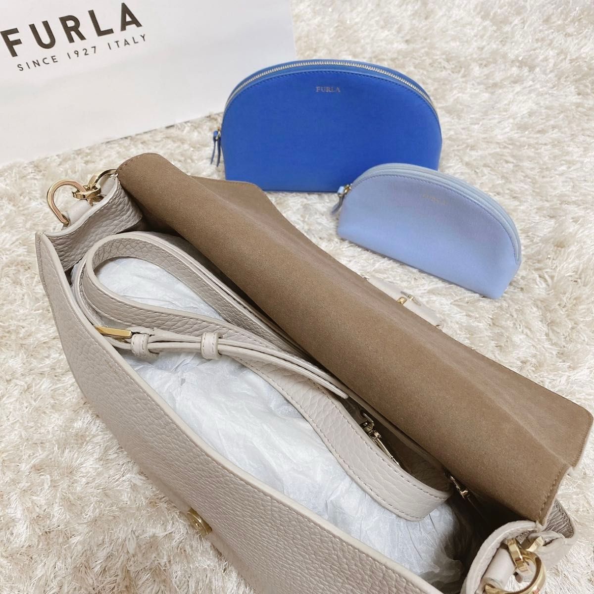 【3点セット】フルラ バッグとポーチ　FURLA ハンドバッグ　ショルダーバッグ　量産型　誕生日　通勤　通学　大学生　社会人　OL