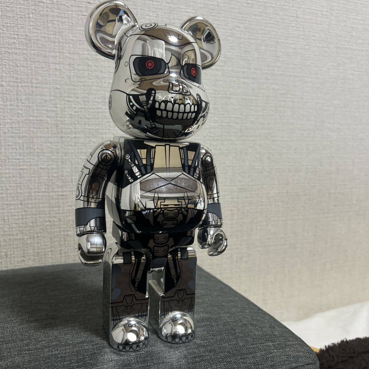 カウズ KAWS ×MEDICOM TOY BE@RBRICK 400% COMPANION 人体模型 カウズ KAWS ×MEDICOM TOY BE@RBRICK 400% COMPANION 人体模型