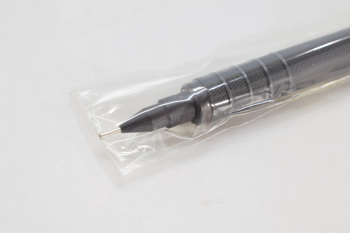 希少 未開封 廃盤品 三菱鉛筆 MITSUBISHI M5-1052 uni 0.5mmシャープペンシル 黒 ブラック × レッド 製図用 文房具 筆記用具RL-238M-B/000の画像5